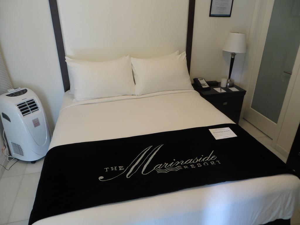 The Marinaside Resort Nanaimo Buitenkant foto